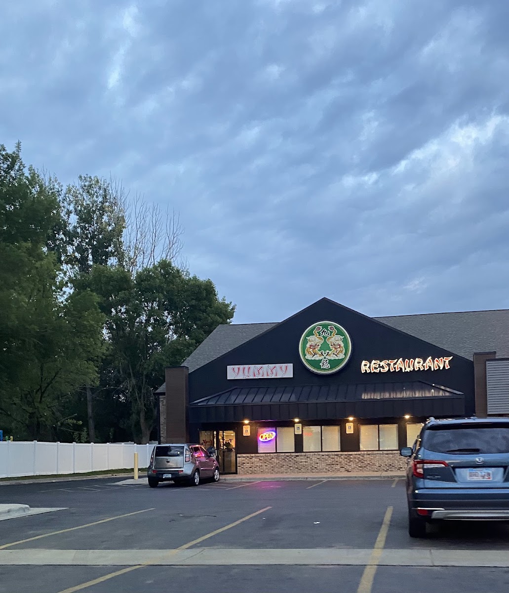 Yummy House Restaurant